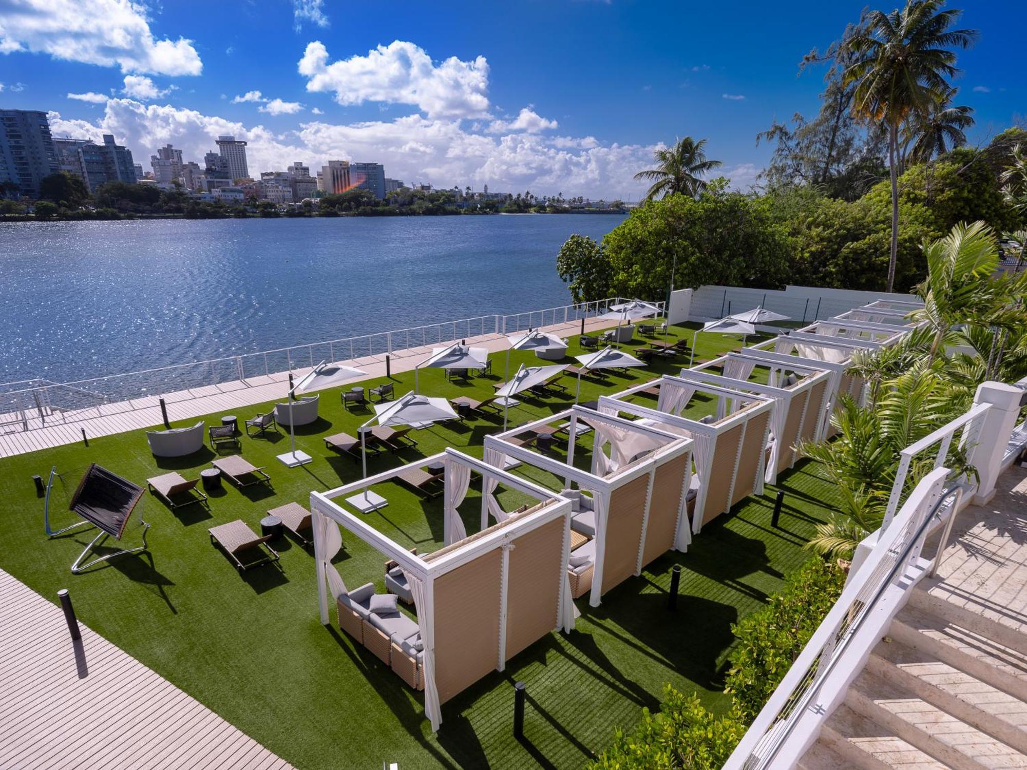 Hilton Garden Inn San Juan Condado Exterior photo
